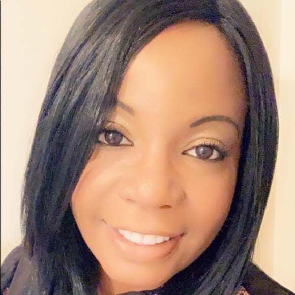 Meet your Posher, Nadirah - Picture 1 of 1